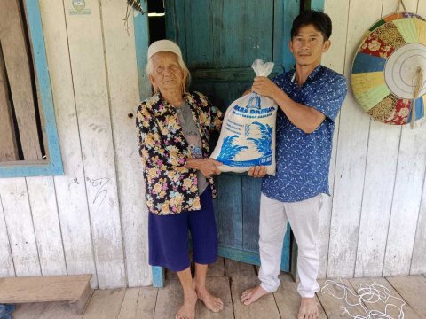 Penyerahan Bantuan Rasda